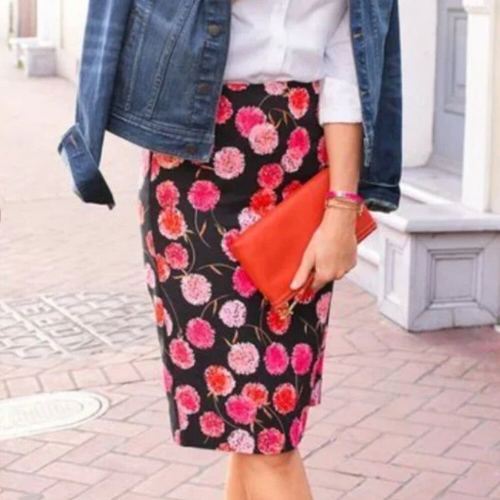 Talbots Black‎ and Pink Floral Pencil Skirt Size: 2 Petite NEW